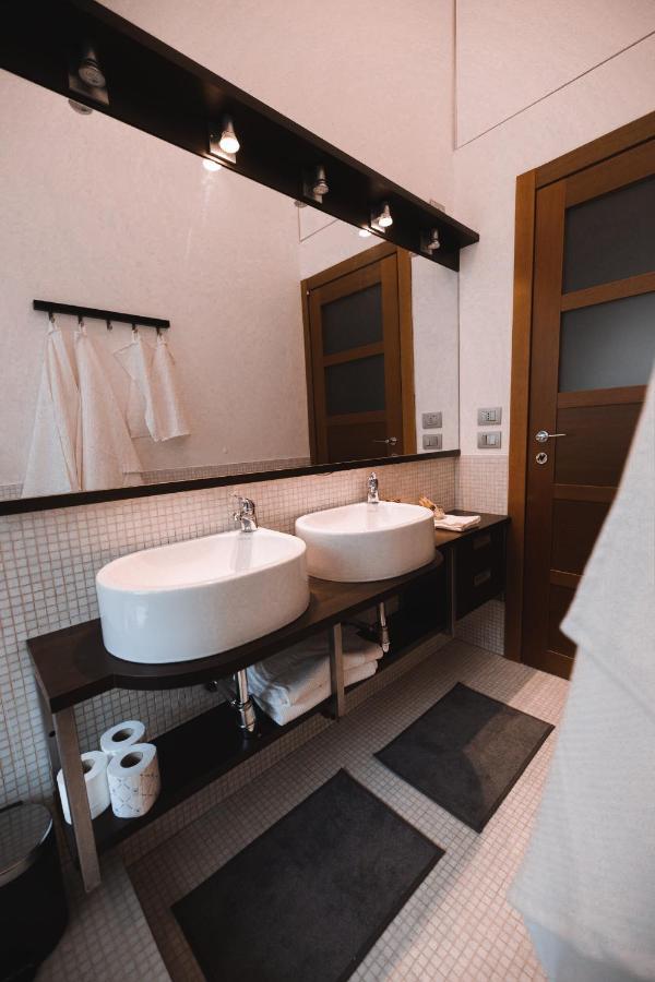 Mrdoyle Apartment Catalani Milano Exteriör bild